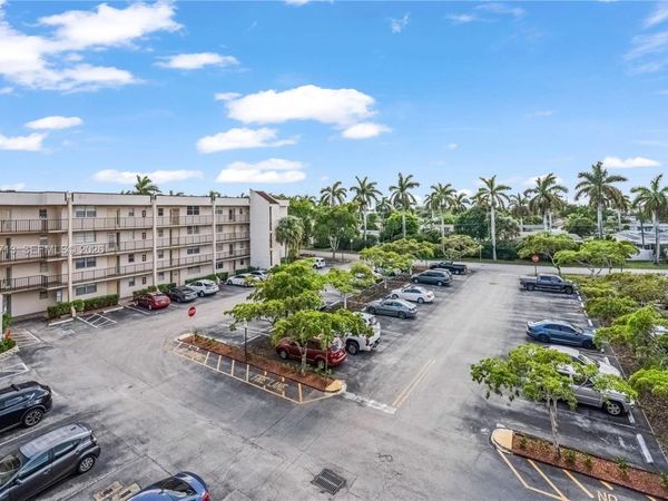 2551 Aragon Blvd , Unit 411, Sunrise, FL 33322