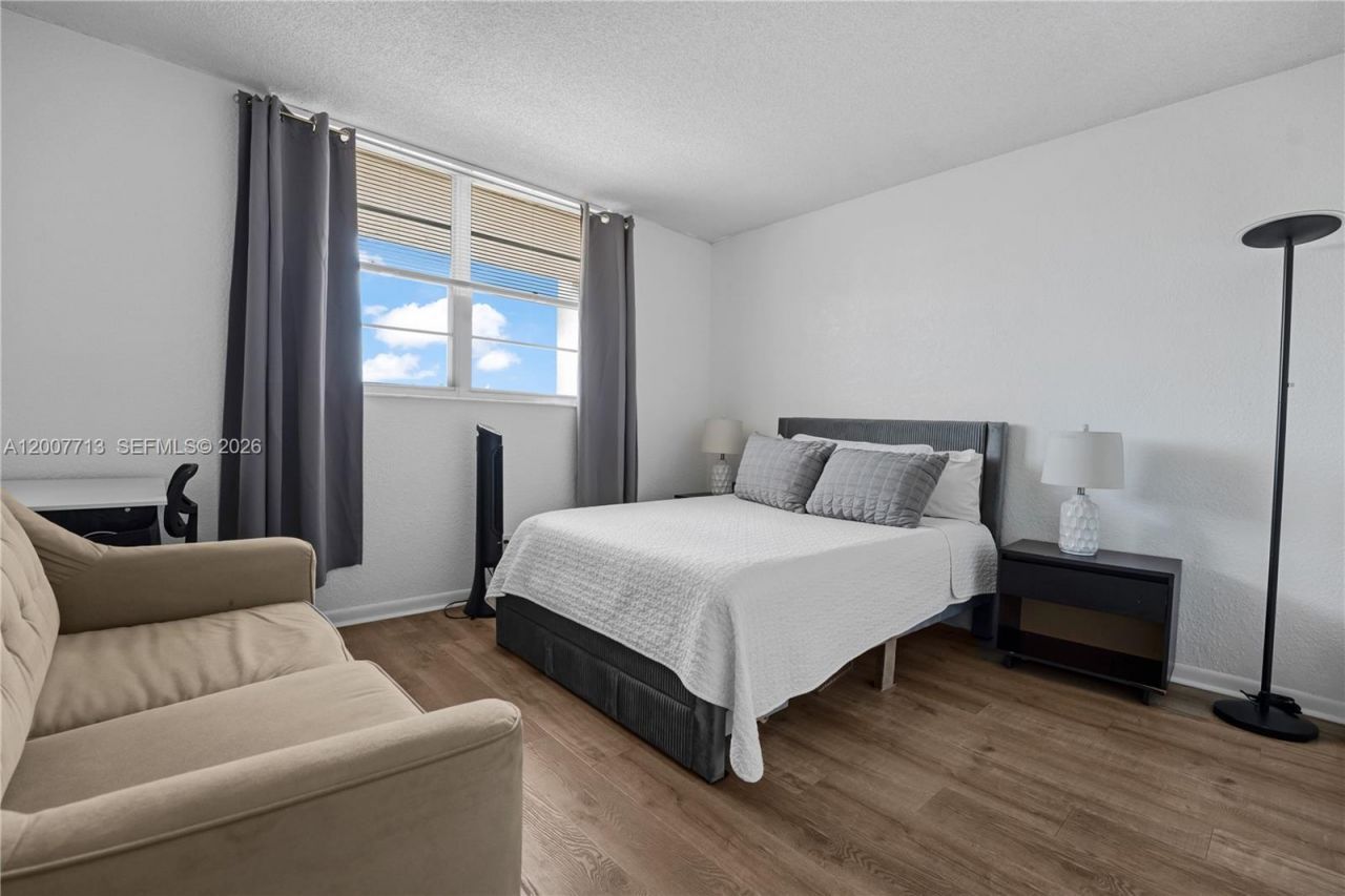 2551 Aragon Blvd, Unit 411, Sunrise, FL 33322 Photo