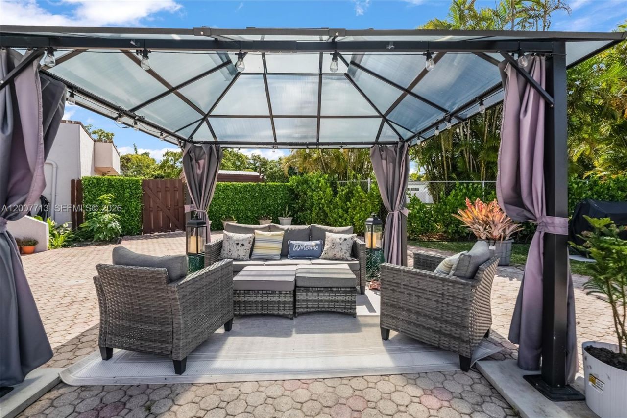 2551 Aragon Blvd, Unit 411, Sunrise, FL 33322 Photo