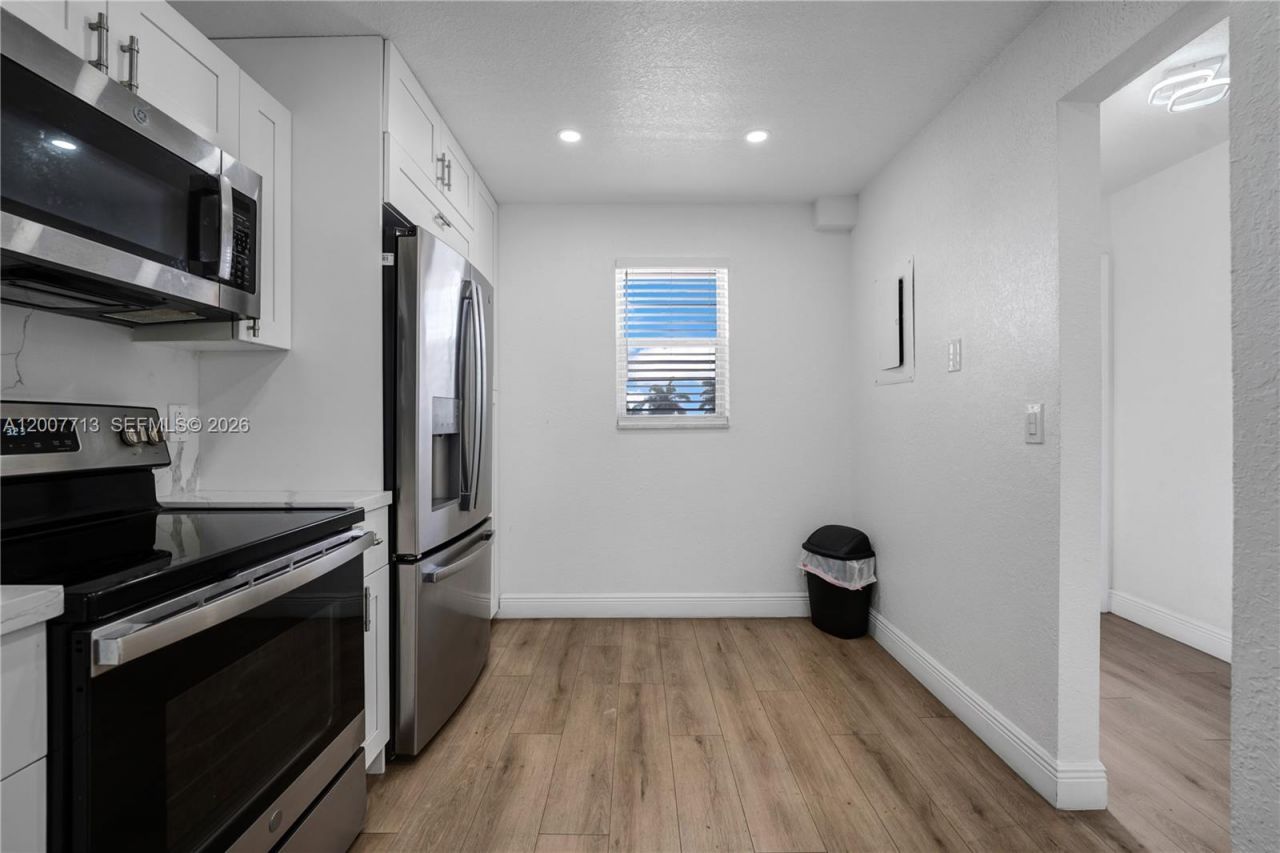 2551 Aragon Blvd, Unit 411, Sunrise, FL 33322 Photo