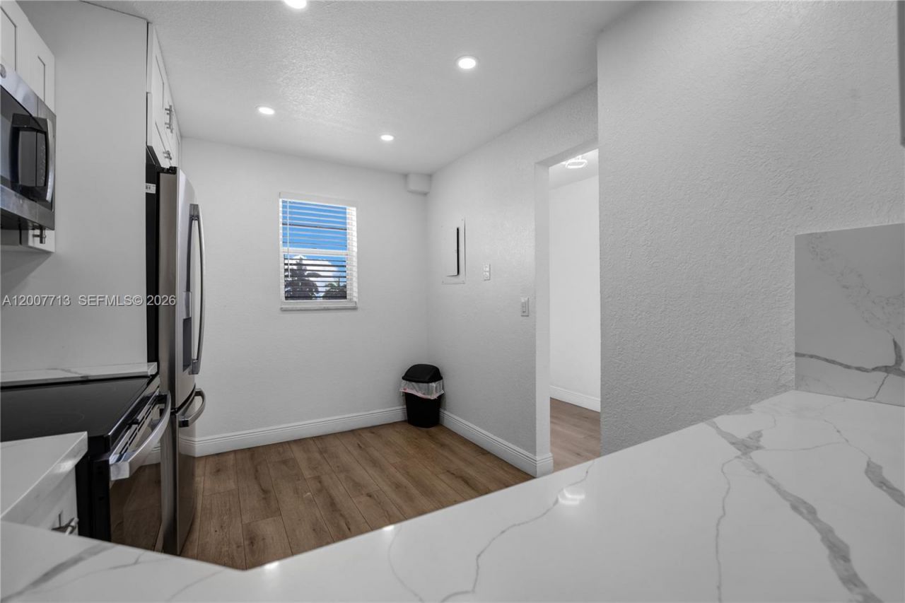2551 Aragon Blvd, Unit 411, Sunrise, FL 33322 Photo