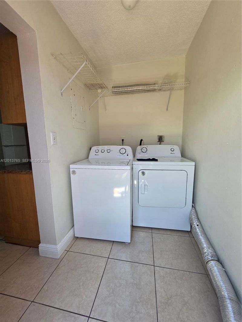 3425 SW 89th Ave, Unit 3427, Miami, FL 33165 Photo
