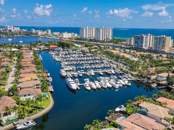 1455 Breakwater Ter , Hollywood, FL 33019