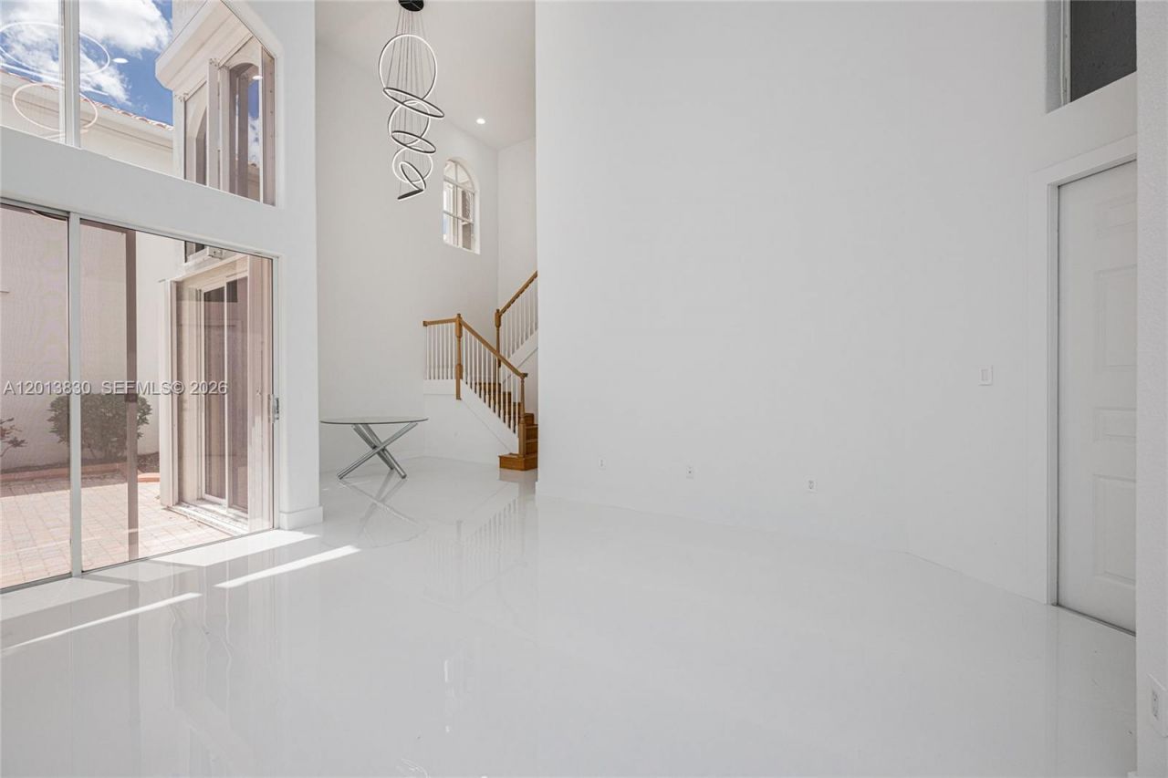 1455 Breakwater Ter , Hollywood, FL 33019 Photo