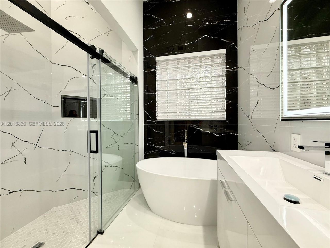 1455 Breakwater Ter , Hollywood, FL 33019 Photo