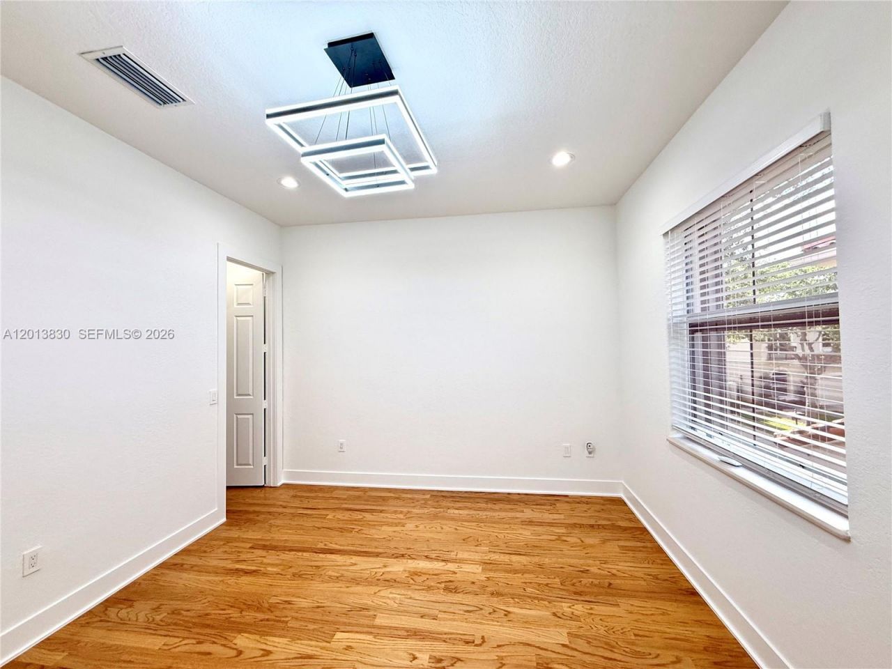 1455 Breakwater Ter , Hollywood, FL 33019 Photo