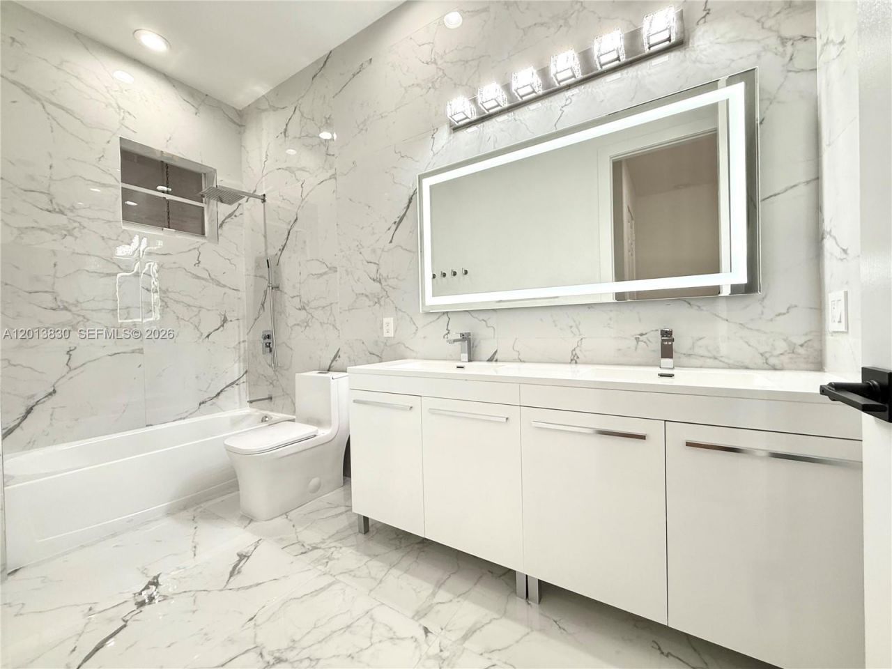1455 Breakwater Ter , Hollywood, FL 33019 Photo