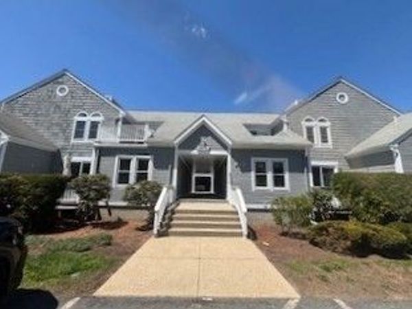 36 Fairway Ln, Unit 36, Blackstone, MA 01504