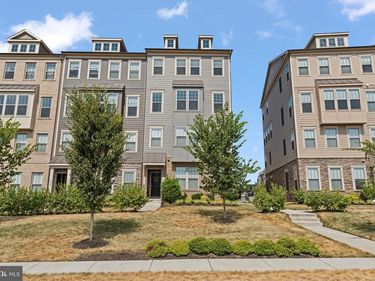 304 PETITE SIRAH TERRACE SE, LEESBURG, VA 20175