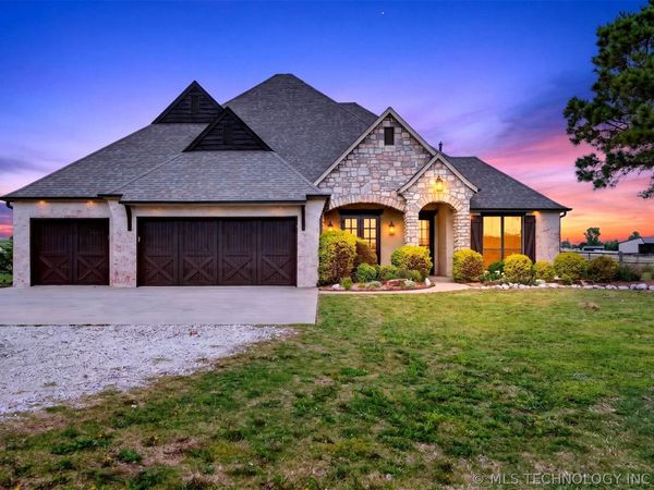 891 E 181st Street , Mounds, OK 74047