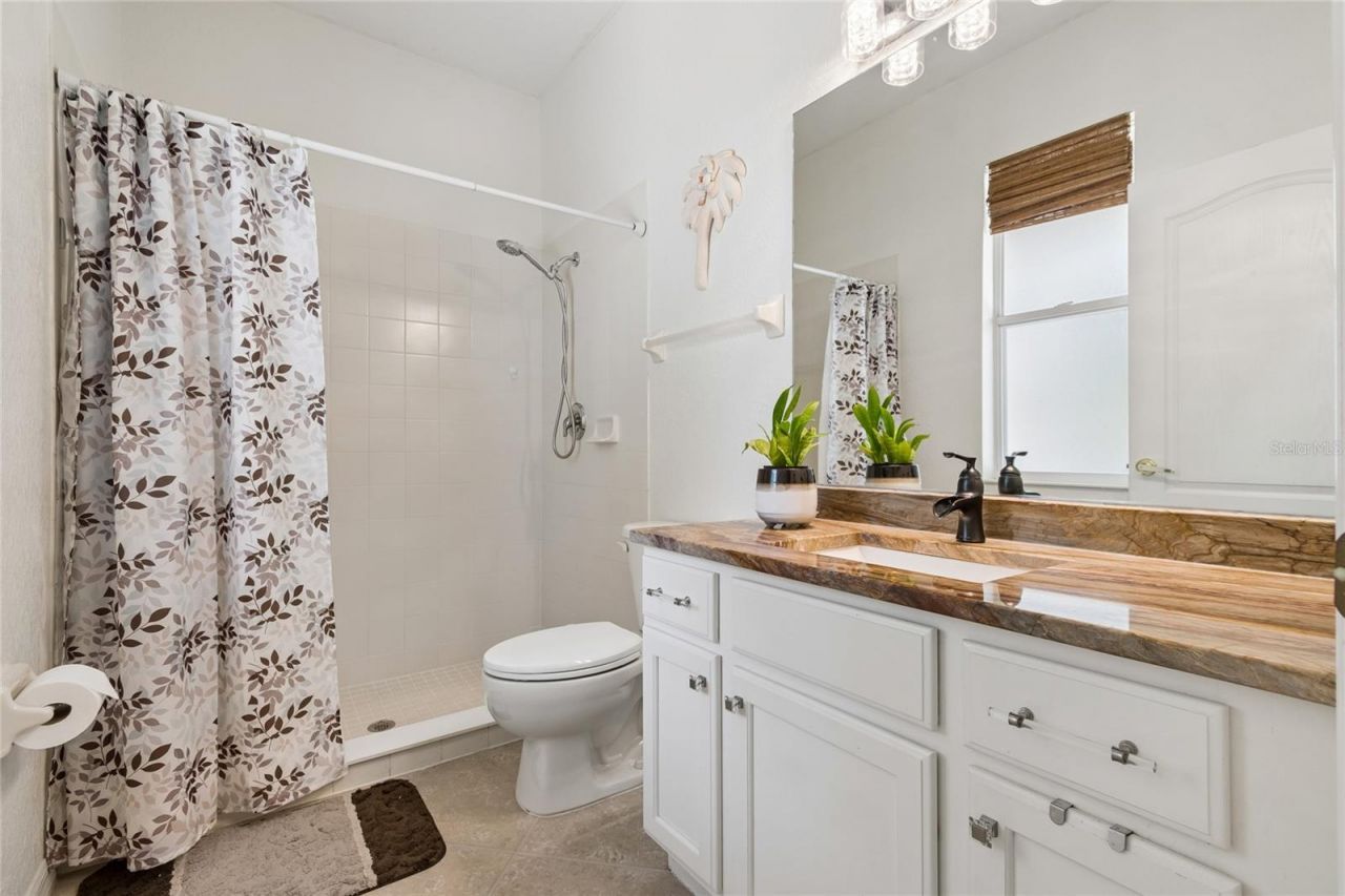 7122 68th Drive E, Bradenton, FL 34203 Photo