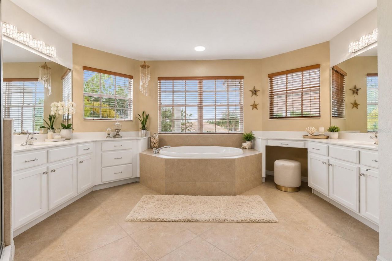 7122 68th Drive E, Bradenton, FL 34203 Photo