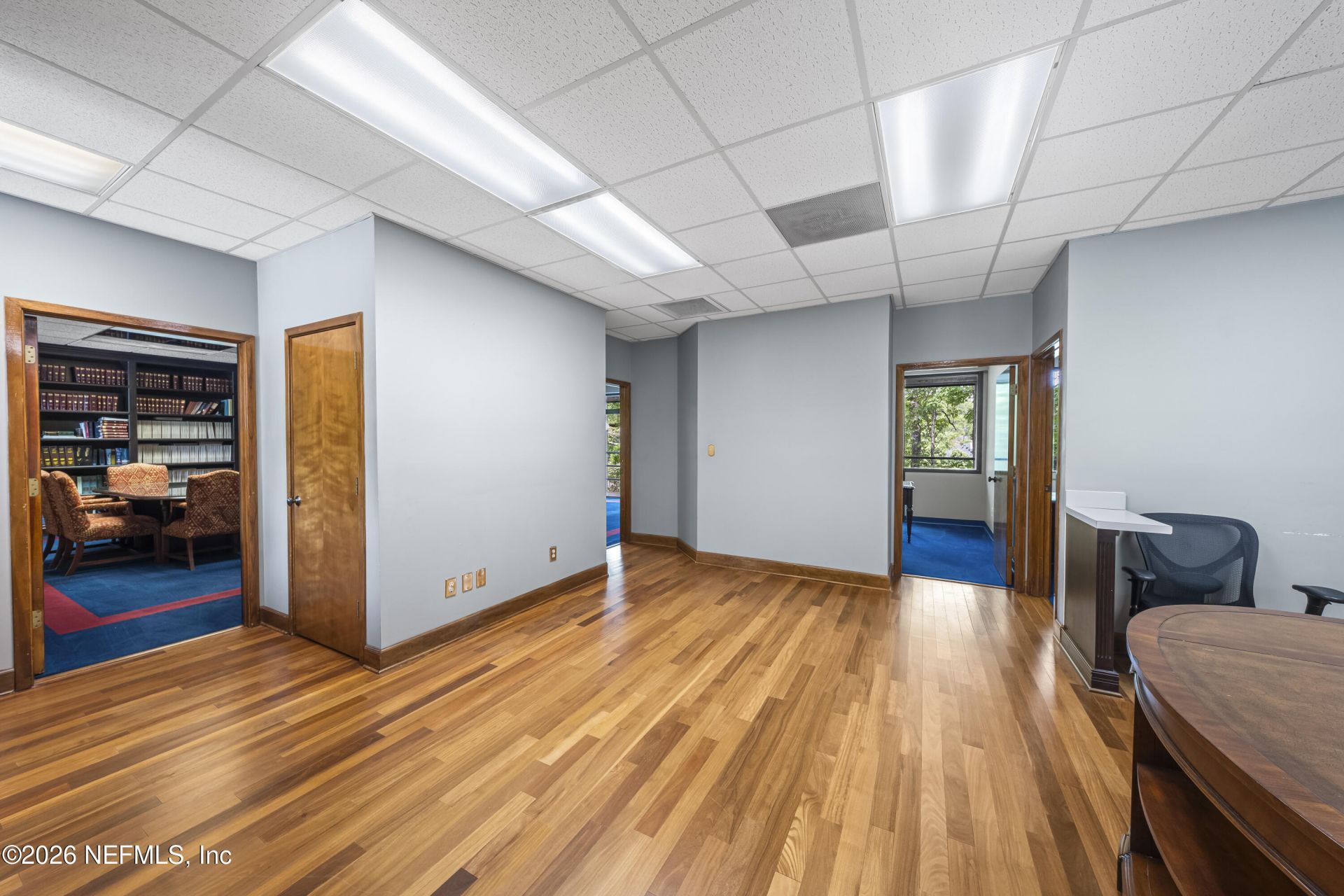 8810 Goodbys Executive Drive, Jacksonville, FL 32217 Photo