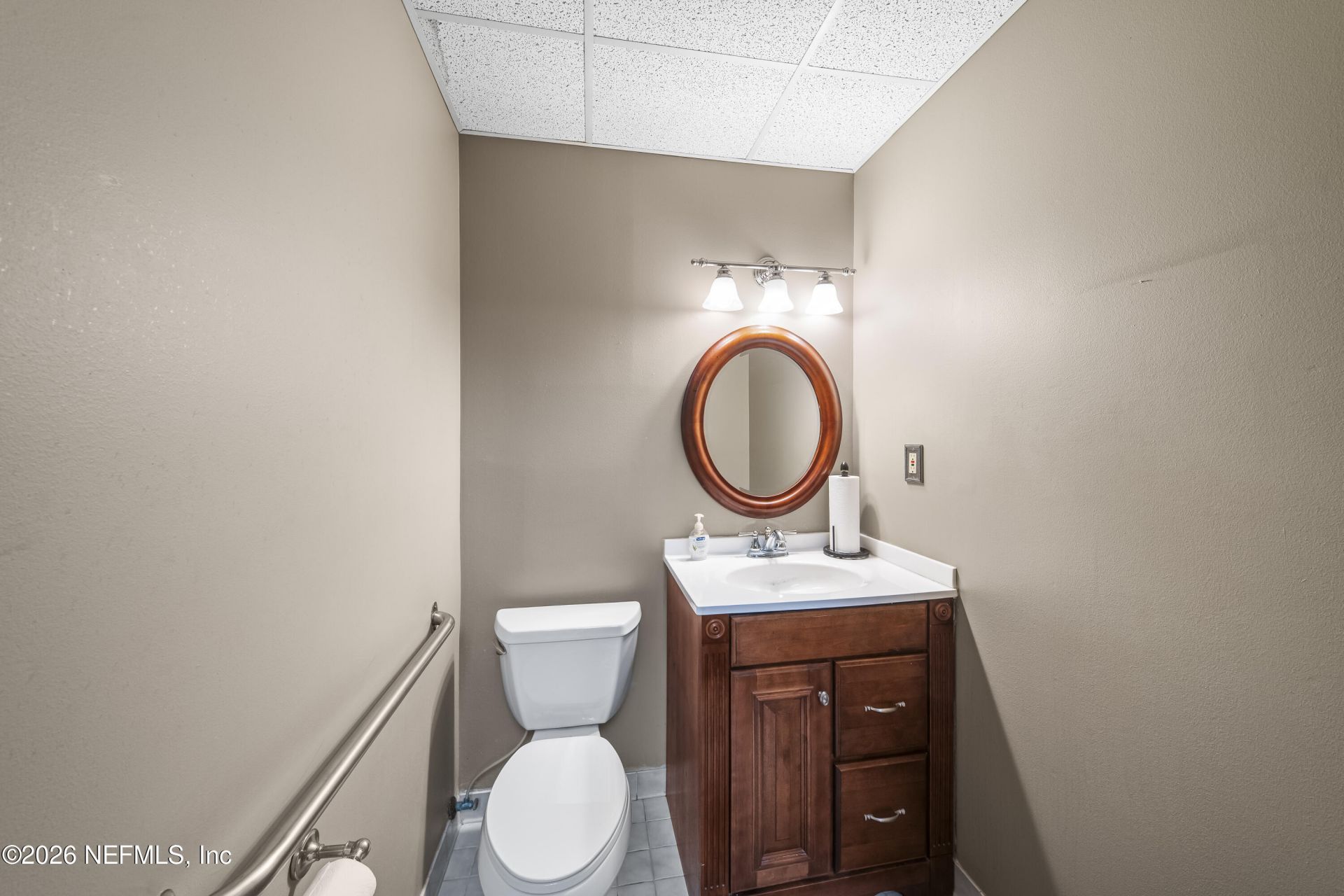 8810 Goodbys Executive Drive, Jacksonville, FL 32217 Photo