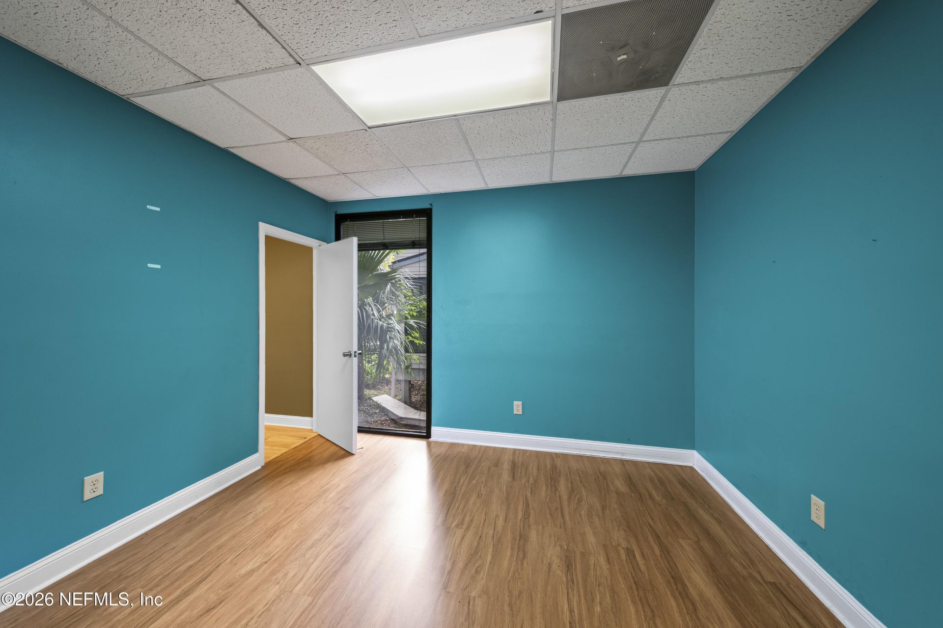 8810 Goodbys Executive Drive, Jacksonville, FL 32217 Photo
