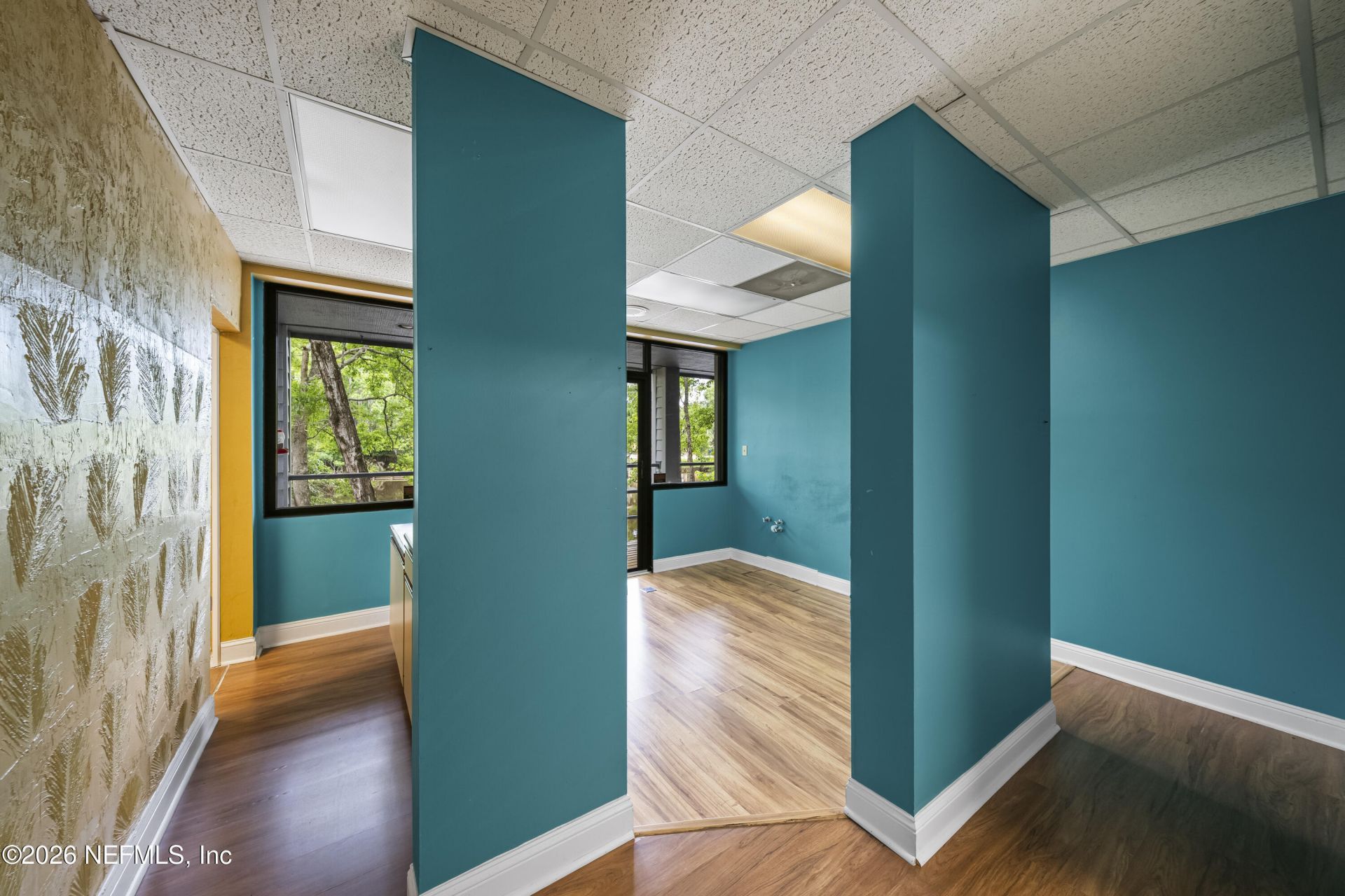 8810 Goodbys Executive Drive, Jacksonville, FL 32217 Photo