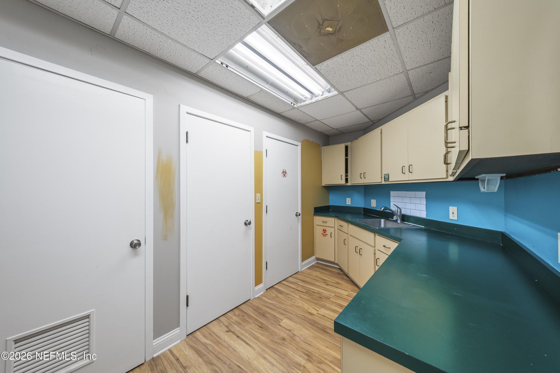 8810 Goodbys Executive Drive, Jacksonville, FL 32217 Photo