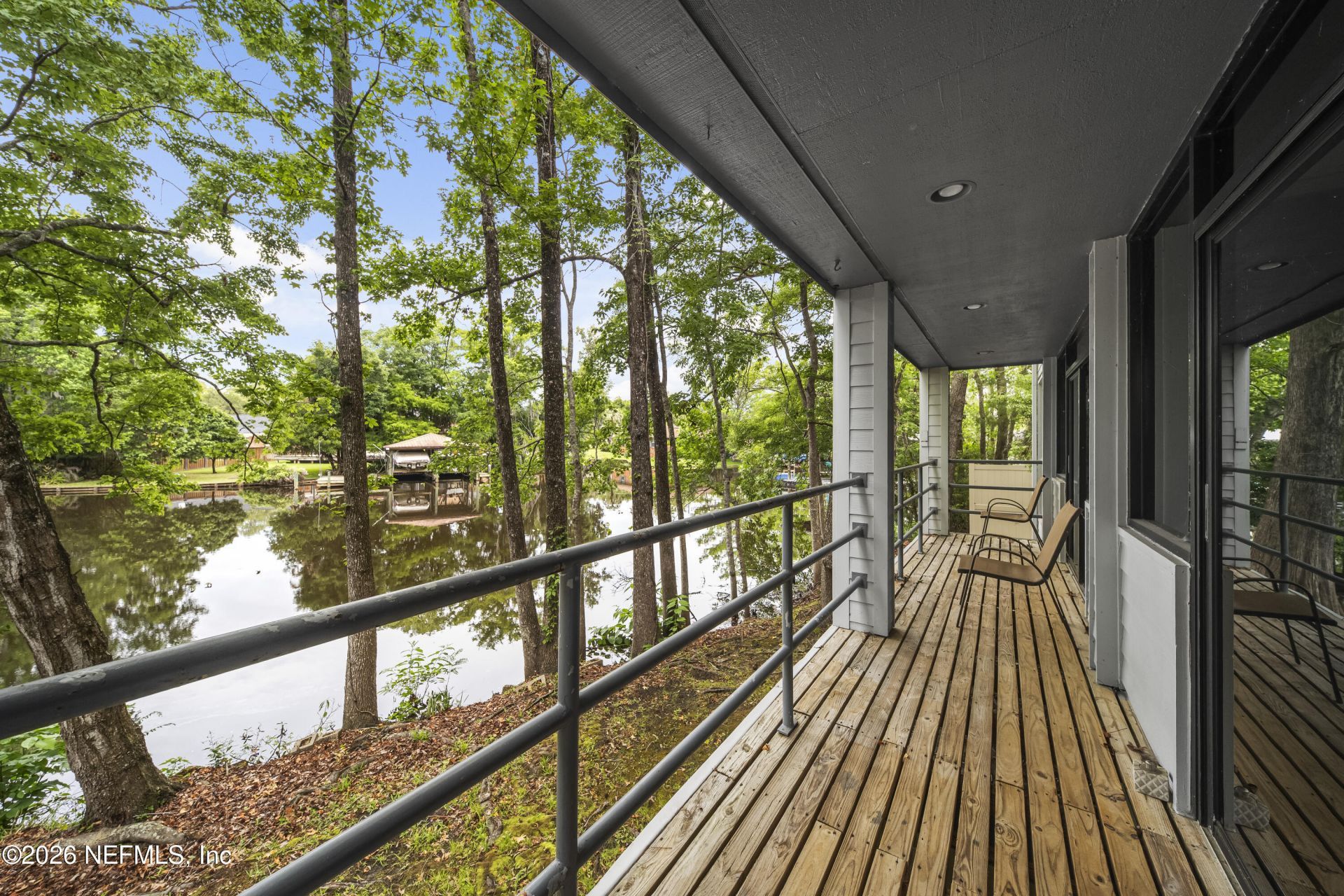 8810 Goodbys Executive Drive, Jacksonville, FL 32217 Photo