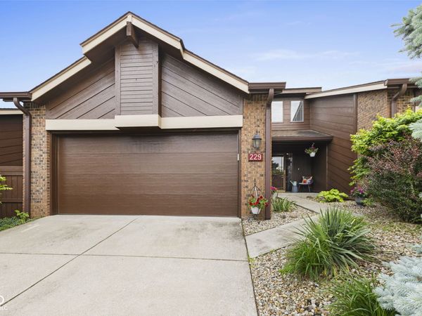 229 Brighton Court, Greenwood, IN 46143