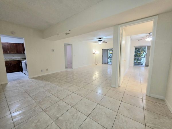 683 NW 13th Street, Unit Apt 27, Boca Raton, FL 33486