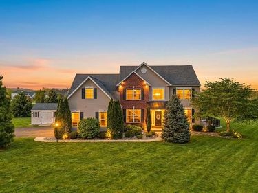 2255 REDWOOD DRIVE, SLATINGTON, PA 18080