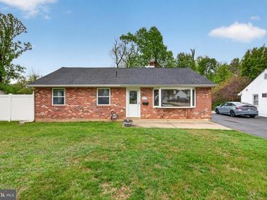 3528 WINDSOR DRIVE, BENSALEM, PA 19020