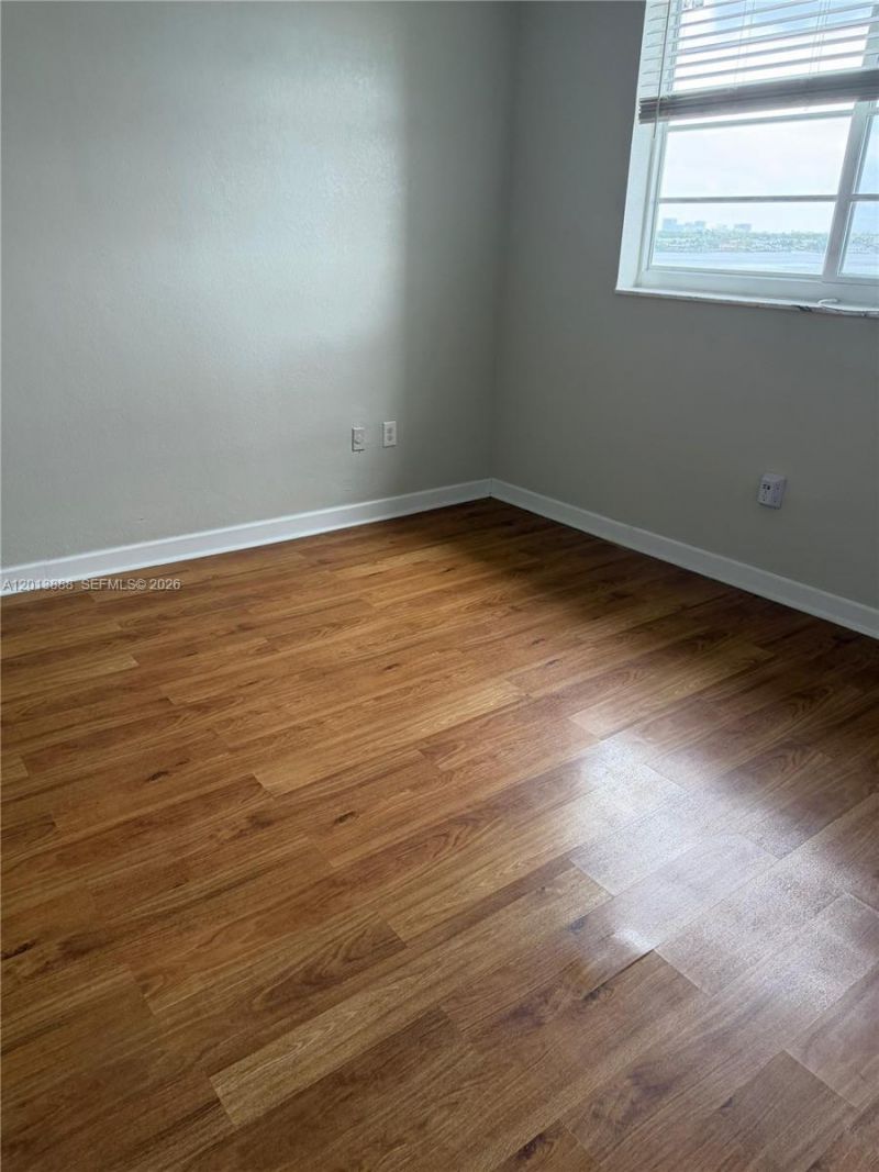 2920 Point East Dr, Unit N509, Aventura, FL 33160 Photo