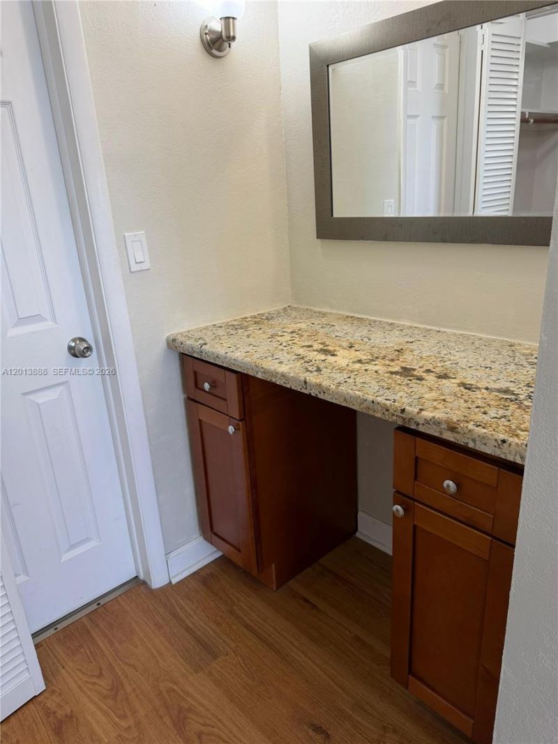 2920 Point East Dr, Unit N509, Aventura, FL 33160 Photo
