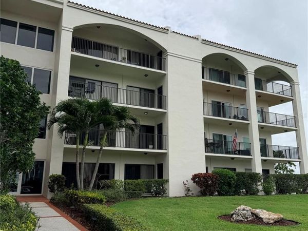 328 MARINER DRIVE, Unit 328, TARPON SPRINGS, FL 34689