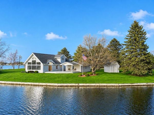 1017 Channel Drive, Lake Isabella, MI 48893