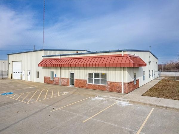 1815 Commerce Drive, Marshall, MO 65340