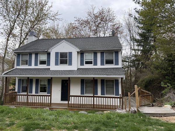 11 Wainwright Avenue, Haverhill, MA 01835
