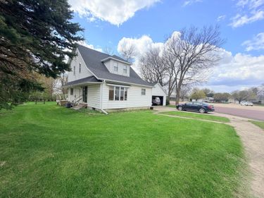 451 Paul Avenue, Lake Wilson, MN 56151