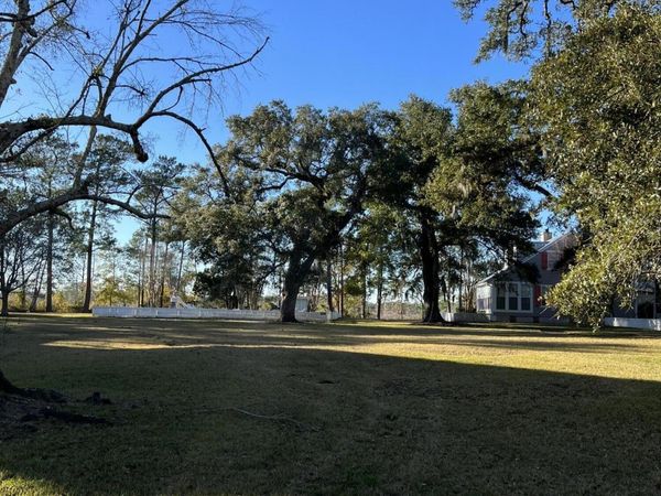 25 Devils Elbow , Diamondhead, MS 39525