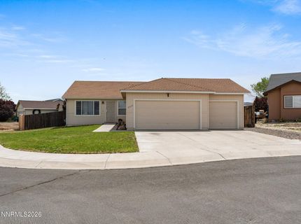 2215 Ellice Way, Fernley, NV 89408 Photo
