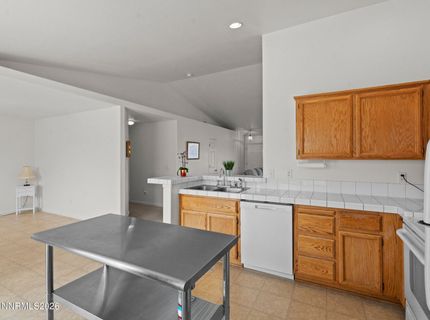 2215 Ellice Way, Fernley, NV 89408 Photo