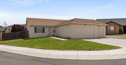 2215 Ellice Way, Fernley, NV 89408 Photo
