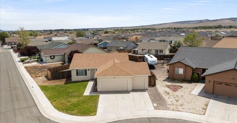 2215 Ellice Way, Fernley, NV 89408 Photo