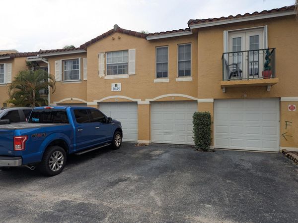 1045 Lake Shore Drive, Unit 202, Lake Park, FL 33403
