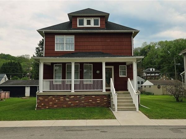 131 Sycamore Street, Adena, OH 43901