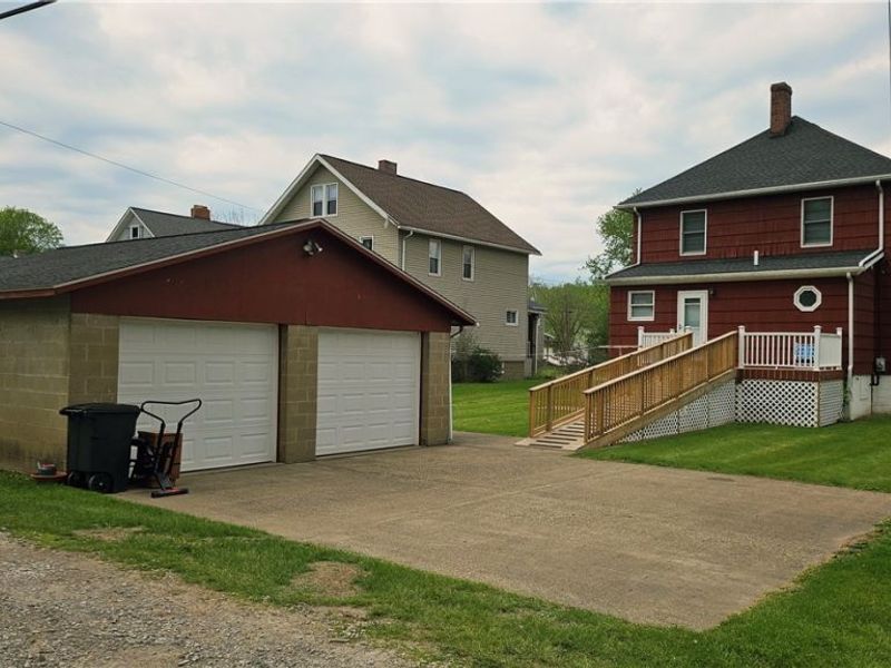 131 Sycamore Street, Adena, OH 43901 Photo 7