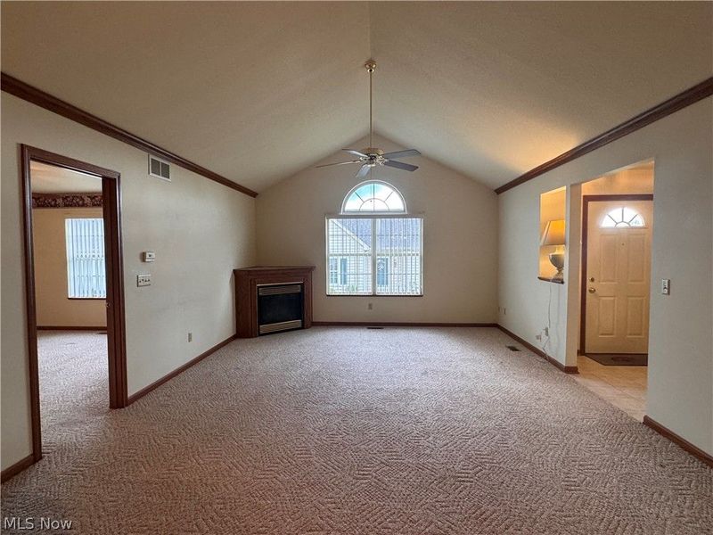 216 Village Court, Columbiana, OH 44408 Photo 10