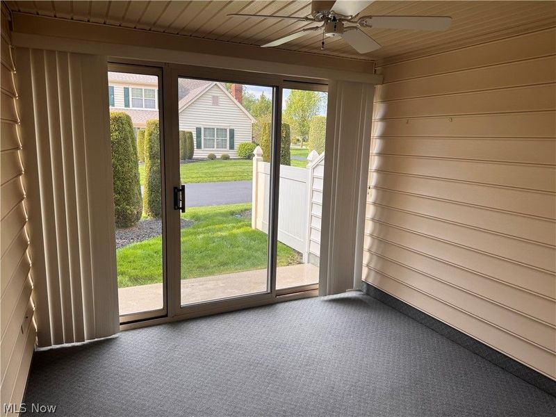 216 Village Court, Columbiana, OH 44408 Photo 26