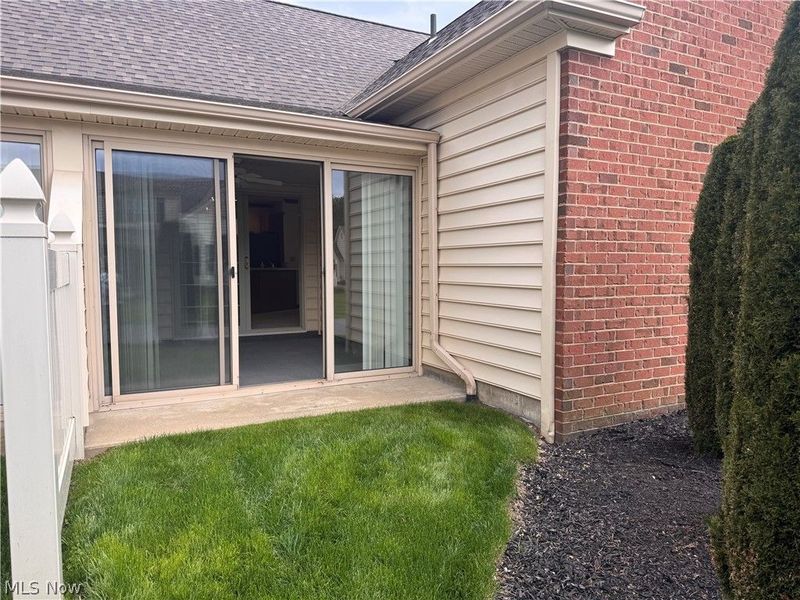 216 Village Court, Columbiana, OH 44408 Photo 34