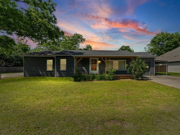 506 Pendleton Street, Farmersville, TX 75442