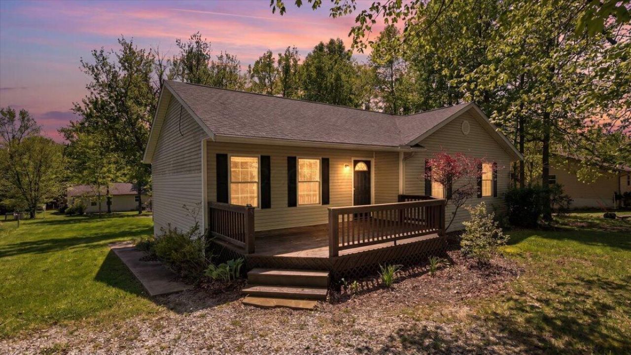 710 Daffodil Drive, Howard, OH 43028 Main Photo