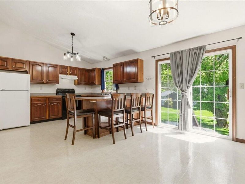 710 Daffodil Drive, Howard, OH 43028 Photo 10