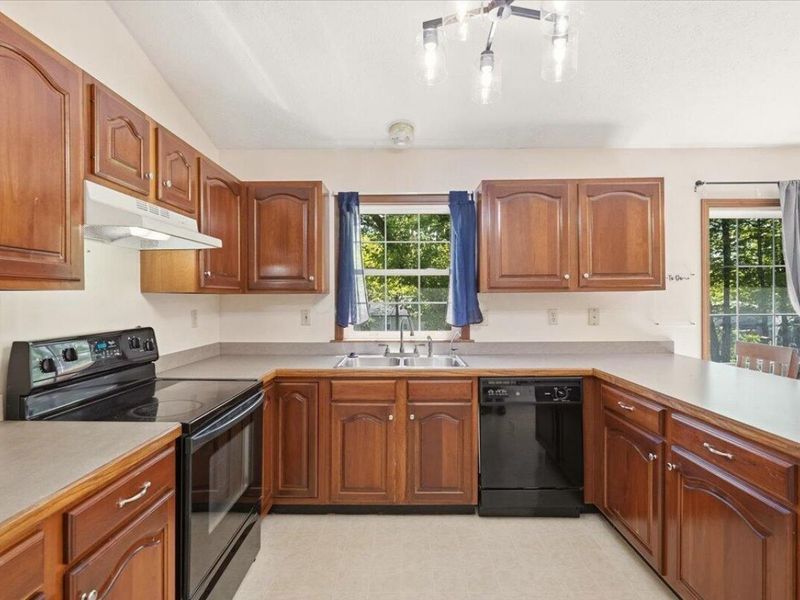 710 Daffodil Drive, Howard, OH 43028 Photo 13