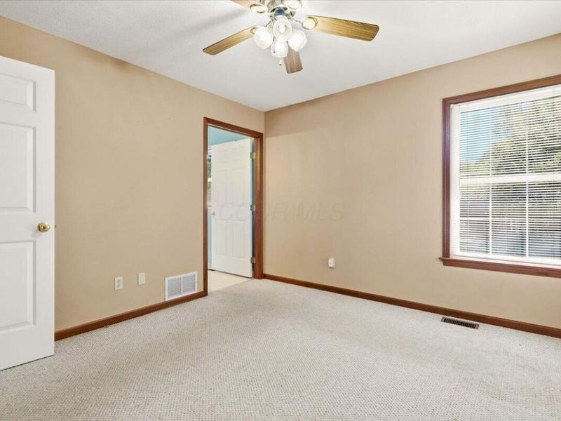 710 Daffodil Drive, Howard, OH 43028 Photo 21