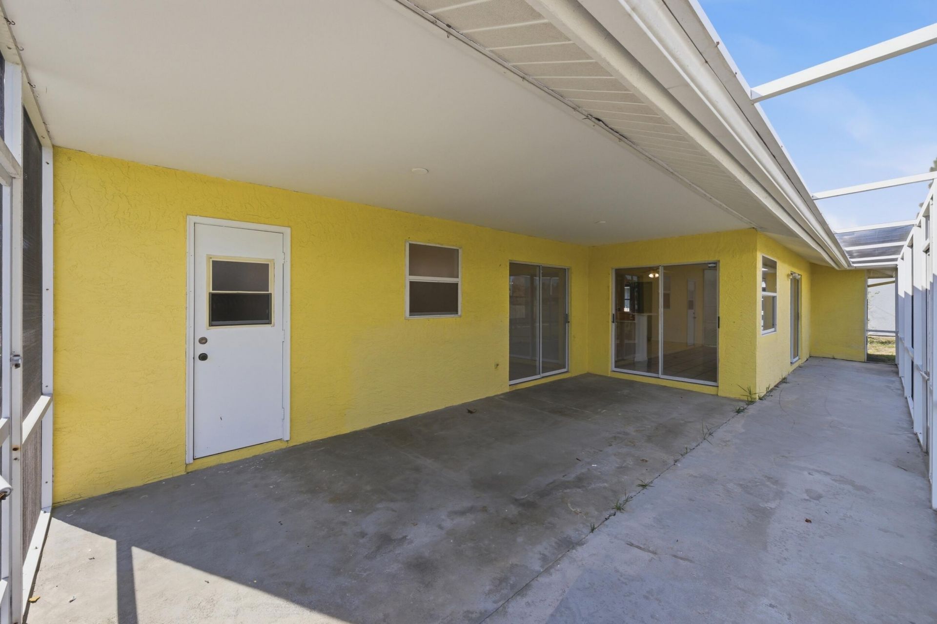 1371 SE Airoso Boulevard, Port Saint Lucie, FL 34983 Photo